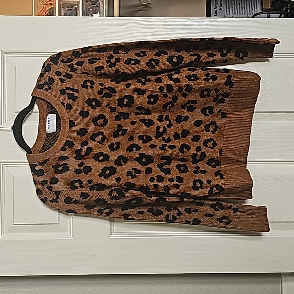 COPY - Old Navy Animal Print Cozy Fall Sweater Medium